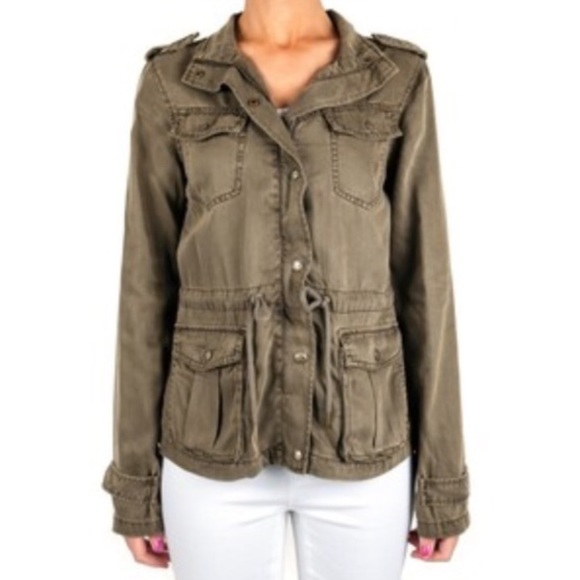 GORGEOUS! Max Jeans Tencel cargo jacket in olive - Picture 8 of 8